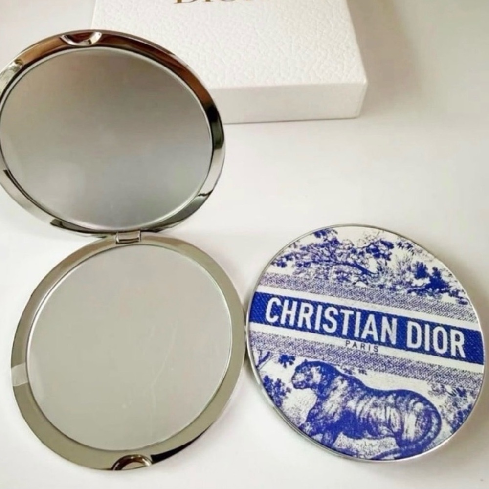NIB Dior White Textured Pocket Mirror